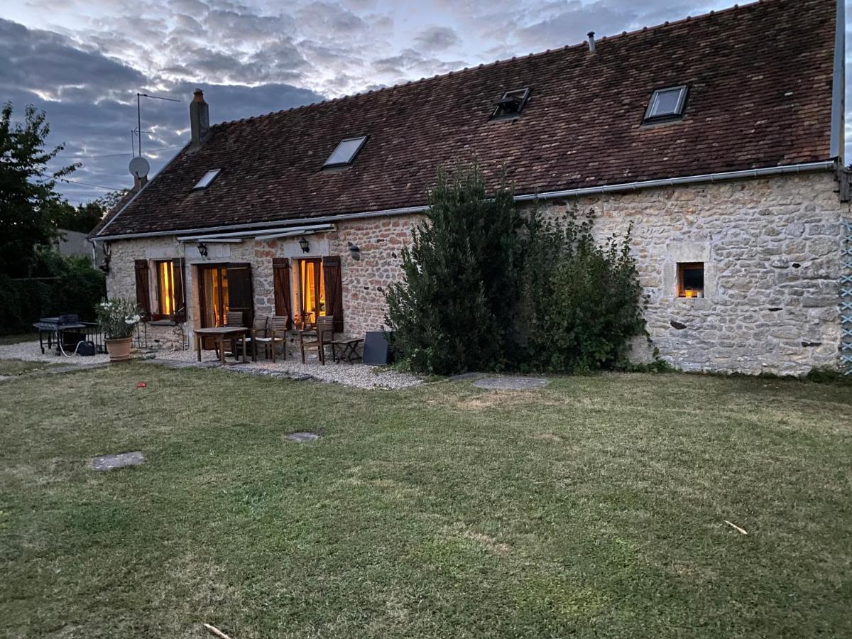 La Petite Breuille Villa Lainsecq Bagian luar foto
